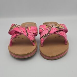 Realtree‎ Pink Camo Women's Sandals, Size 9/10